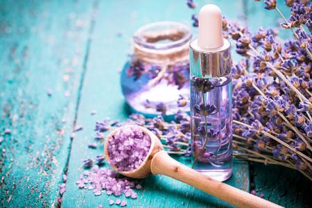 What is the best way to use lavender for aromatherapy?