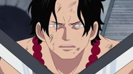 What did Ace wear on his head in One Piece?