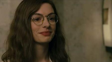 Which of these is NOT a language Anne Hathaway speaks fluently?