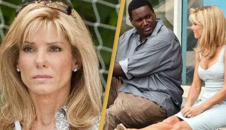 Which award did Sandra Bullock win for her role in "The Blind Side"?